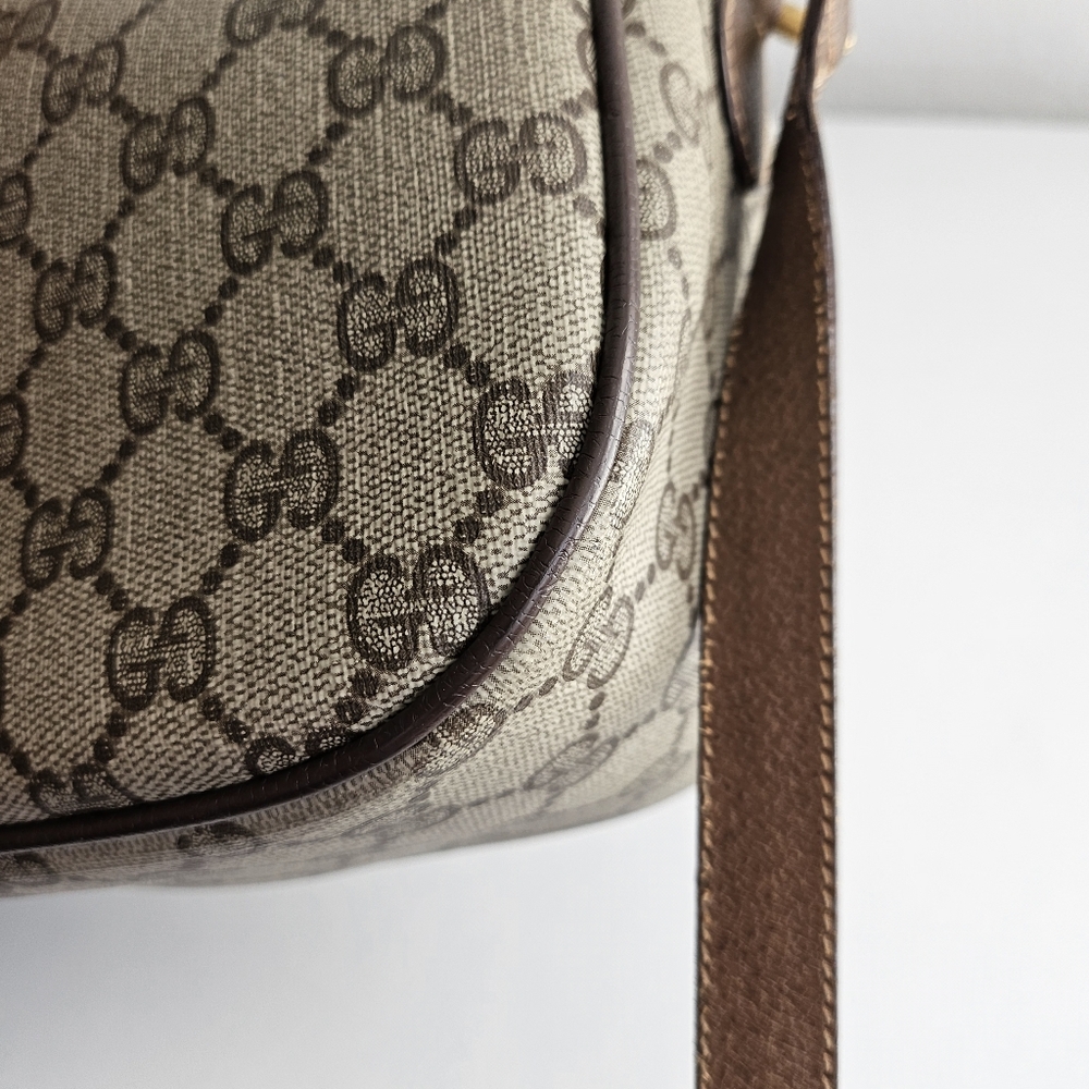 Gucci GG Supreme Sherry Line Crossbody Bag - Picture 11 of 16